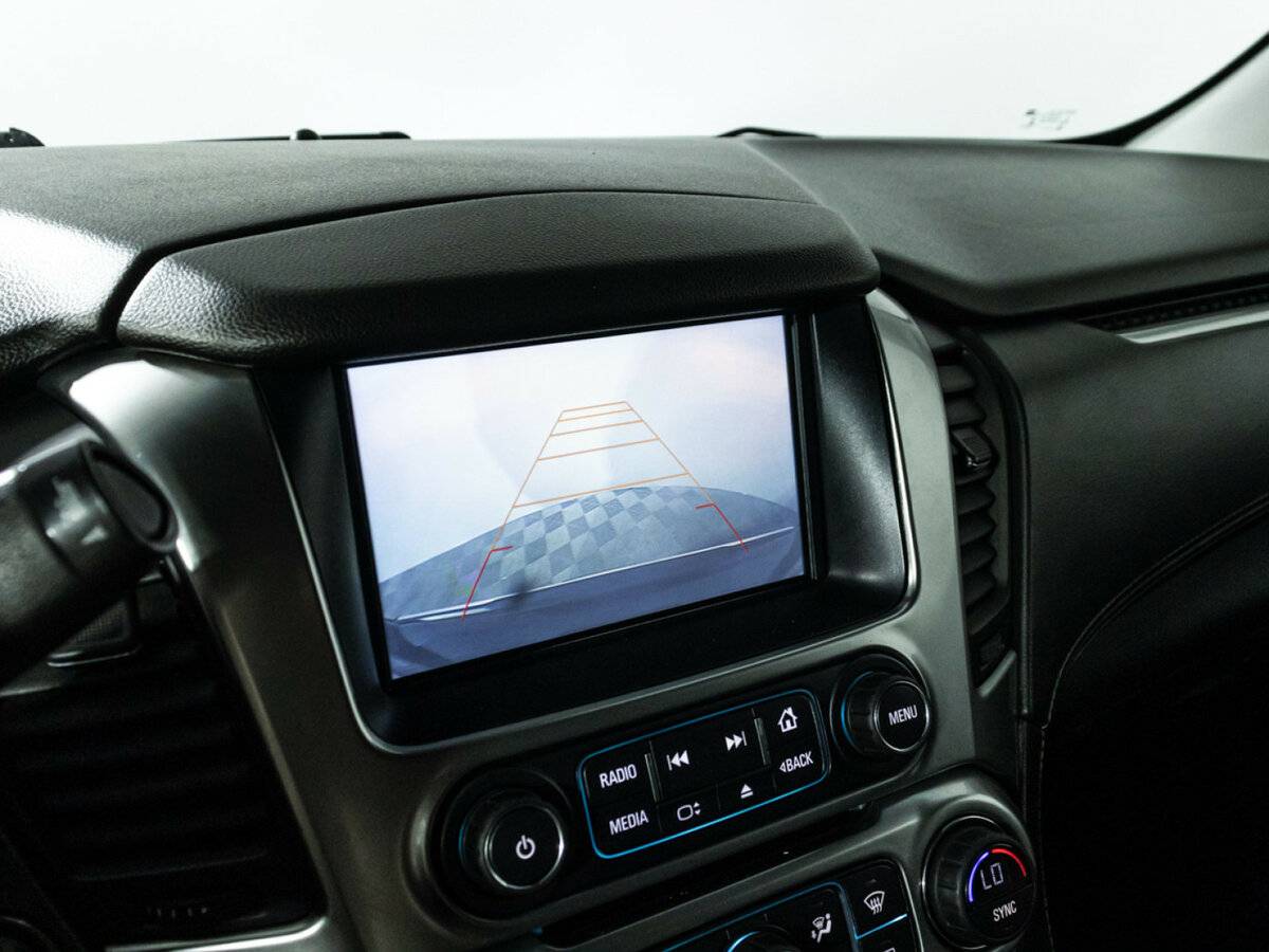 Chevrolet Tahoe с пробегом — 2016 год. Фото: #14