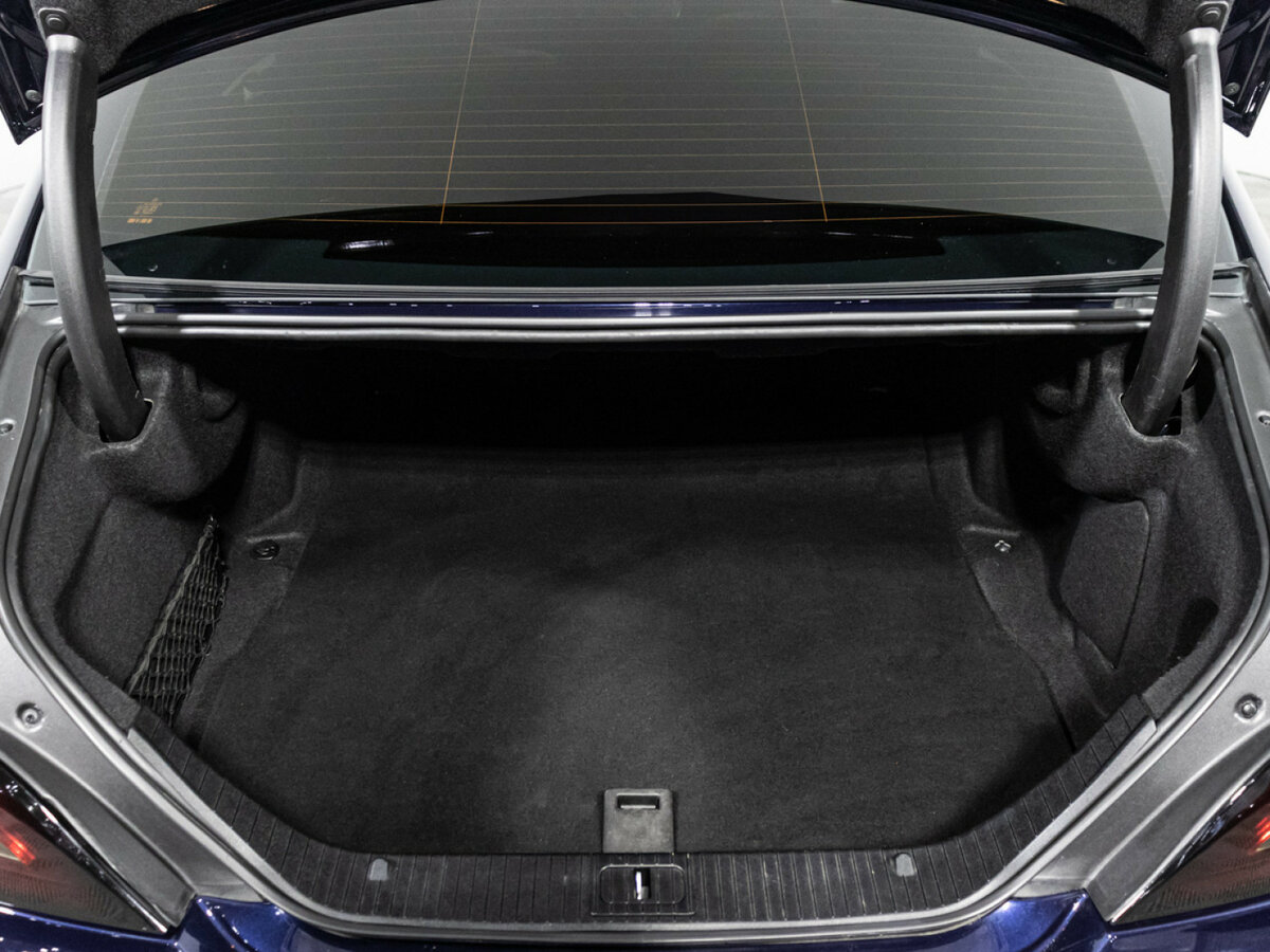 Mercedes-Benz CLS с пробегом — 2014 год. Фото: #20