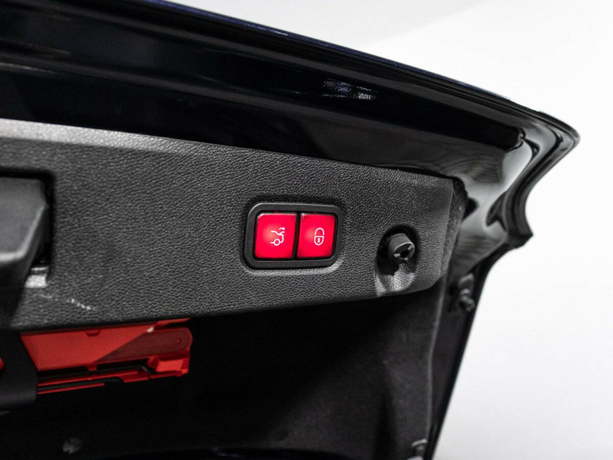 Mercedes-Benz CLS с пробегом — 2014 год. Фото: #21