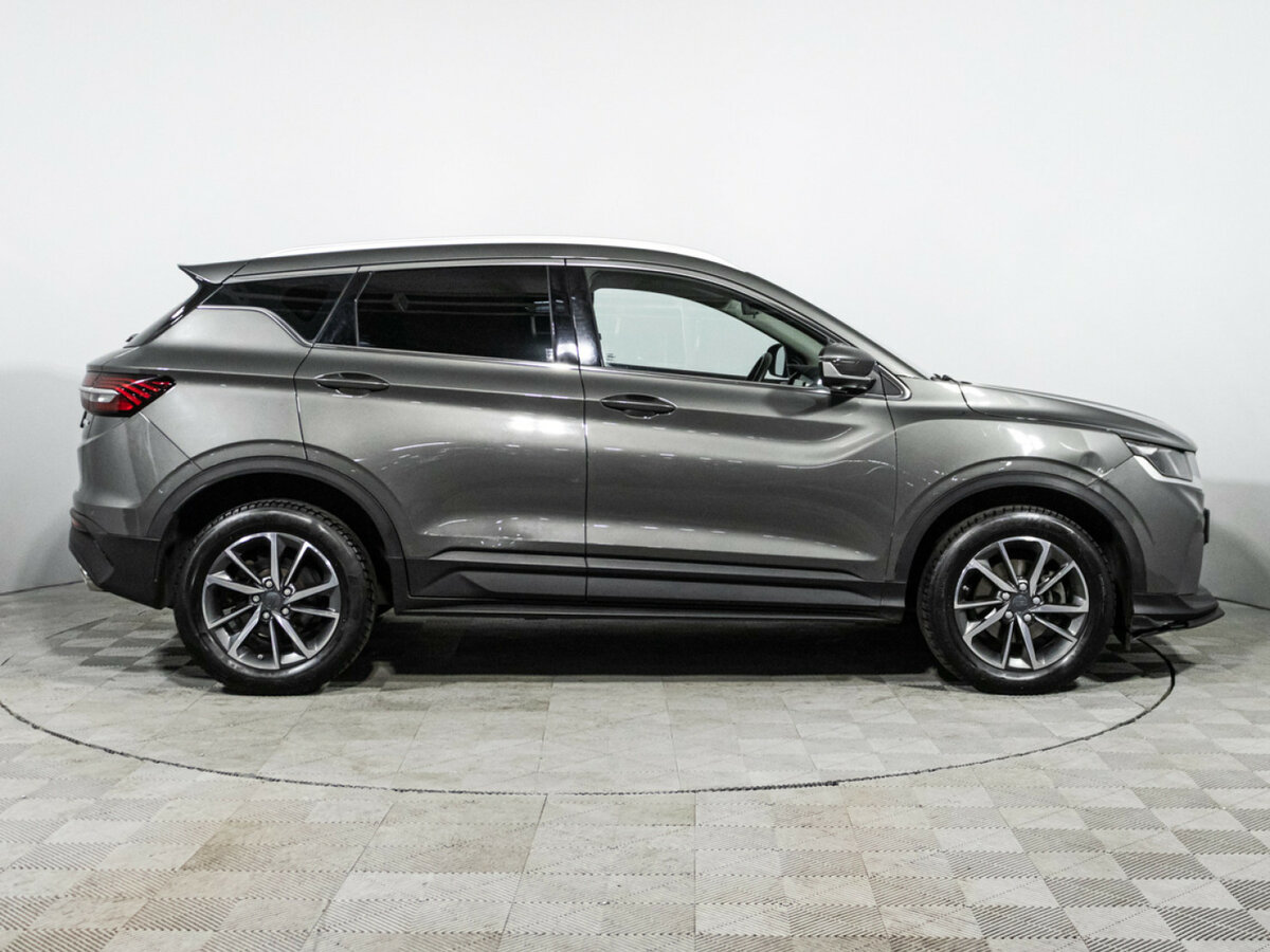 Geely Coolray с пробегом — 2022 год. Фото: #3