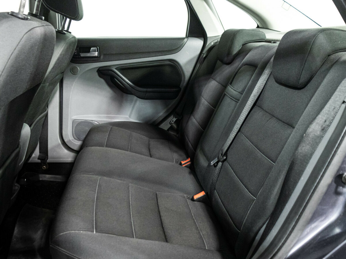 Ford Focus с пробегом — 2008 год. Фото: #9