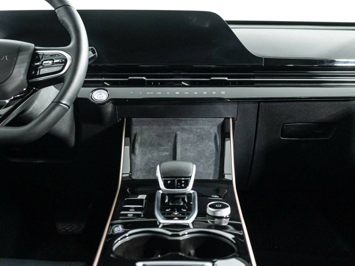 OMODA C5 с пробегом — 2023 год. Фото: #12