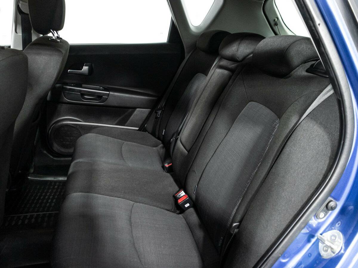 Kia Ceed с пробегом — 2010 год. Фото: #9