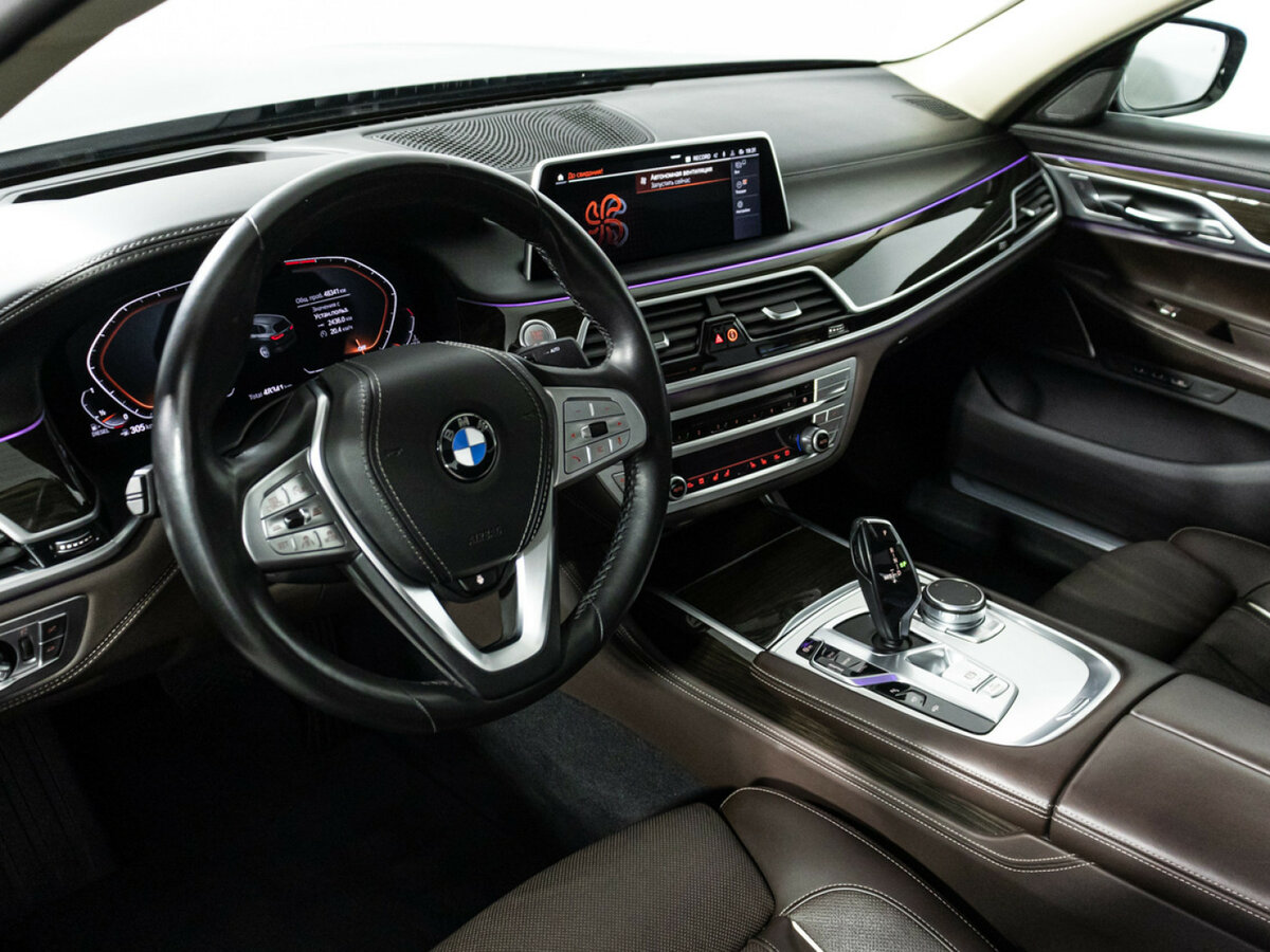 BMW 7 серии с пробегом — 2019 год. Фото: #10