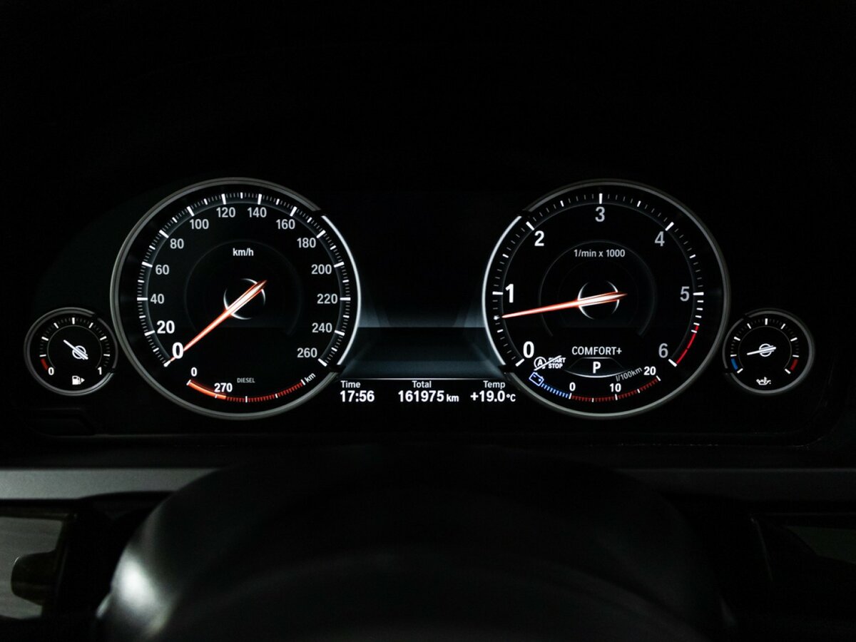 BMW 7 серии с пробегом — 2013 год. Фото: #11