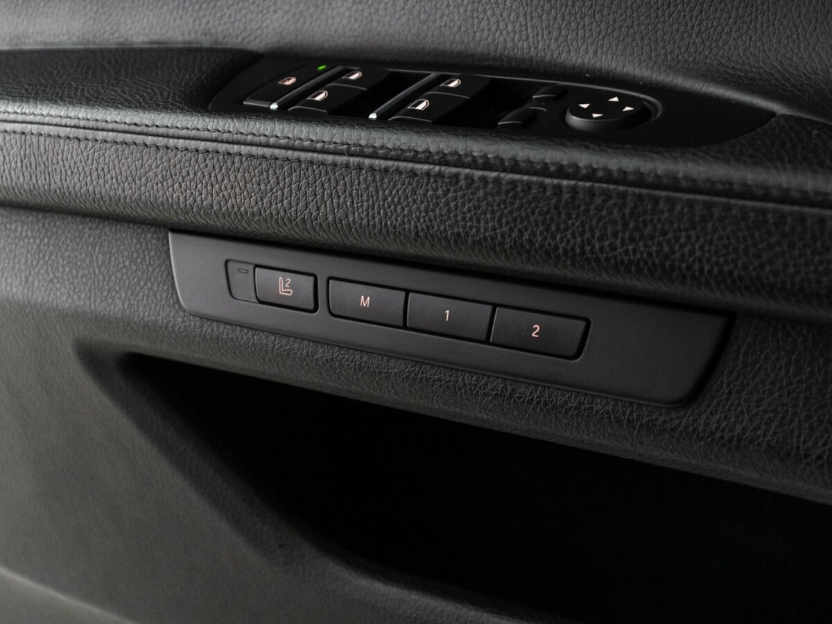 BMW 7 серии с пробегом — 2013 год. Фото: #15