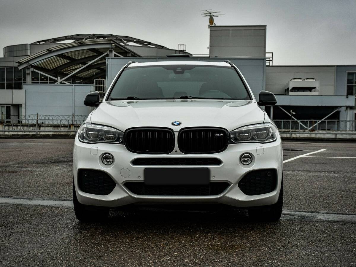 BMW X5 с пробегом — 2017 год. Фото: #1