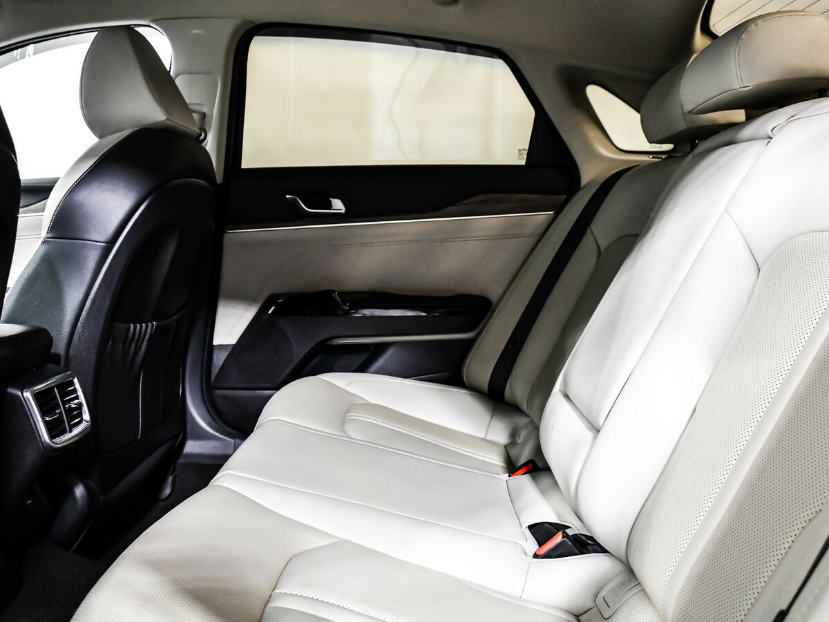 Kia K5 с пробегом — 2021 год. Фото: #9