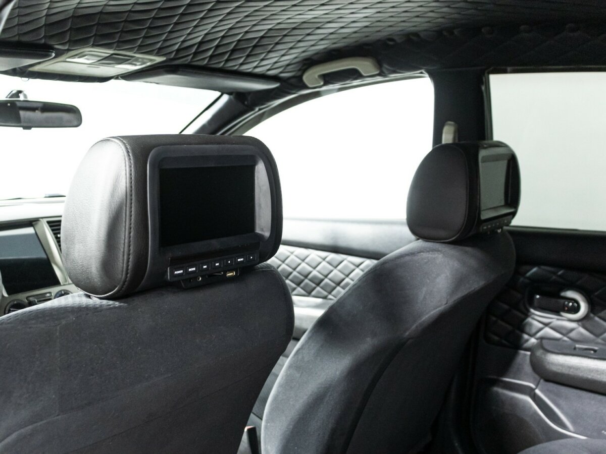 Nissan Tiida с пробегом — 2010 год. Фото: #13