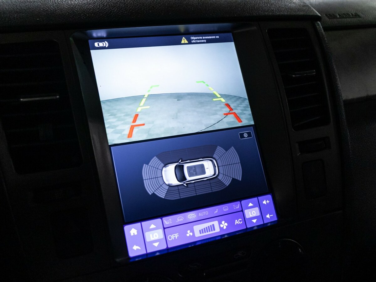 Nissan Tiida с пробегом — 2010 год. Фото: #14