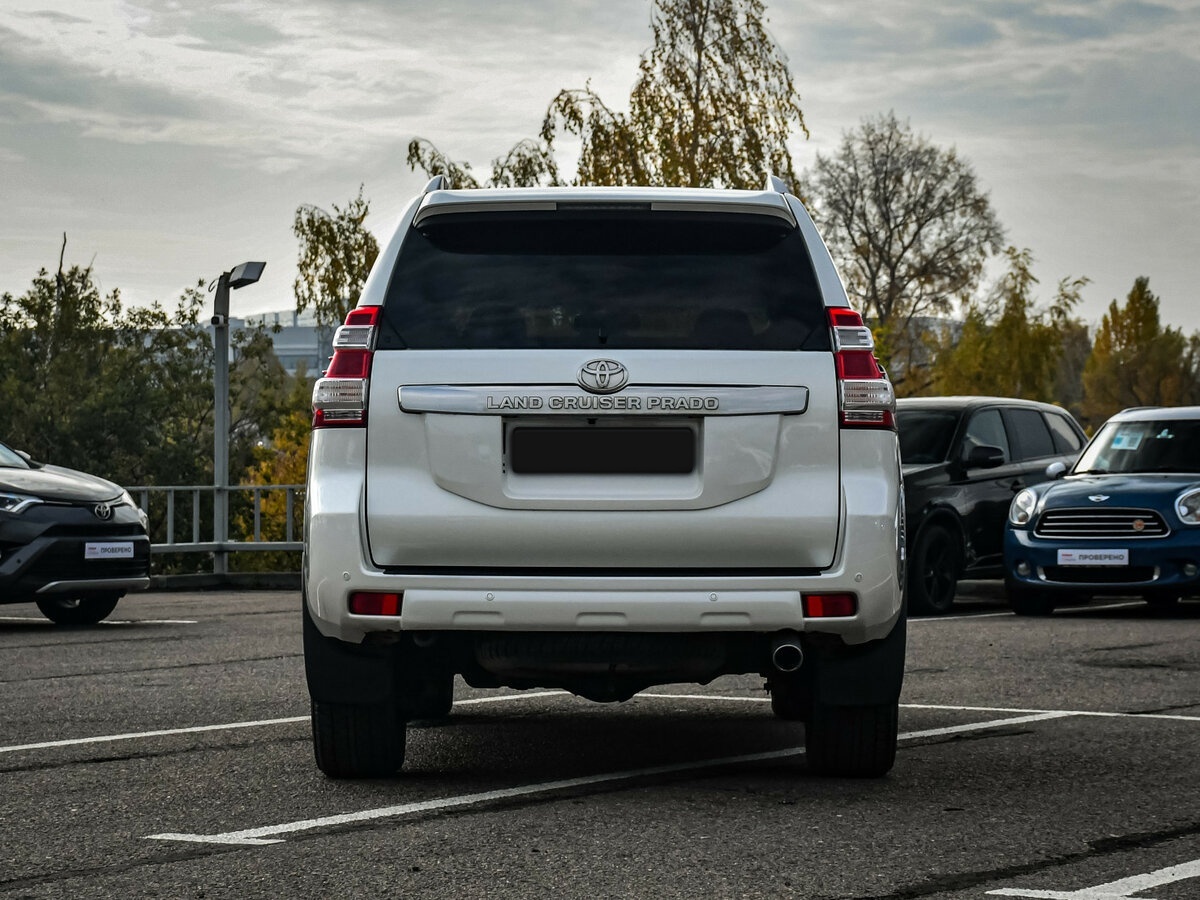 Toyota Land Cruiser Prado с пробегом — 2015 год. Фото: #5