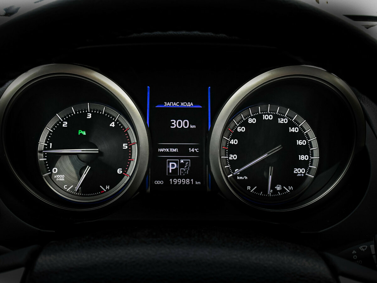 Toyota Land Cruiser Prado с пробегом — 2015 год. Фото: #9