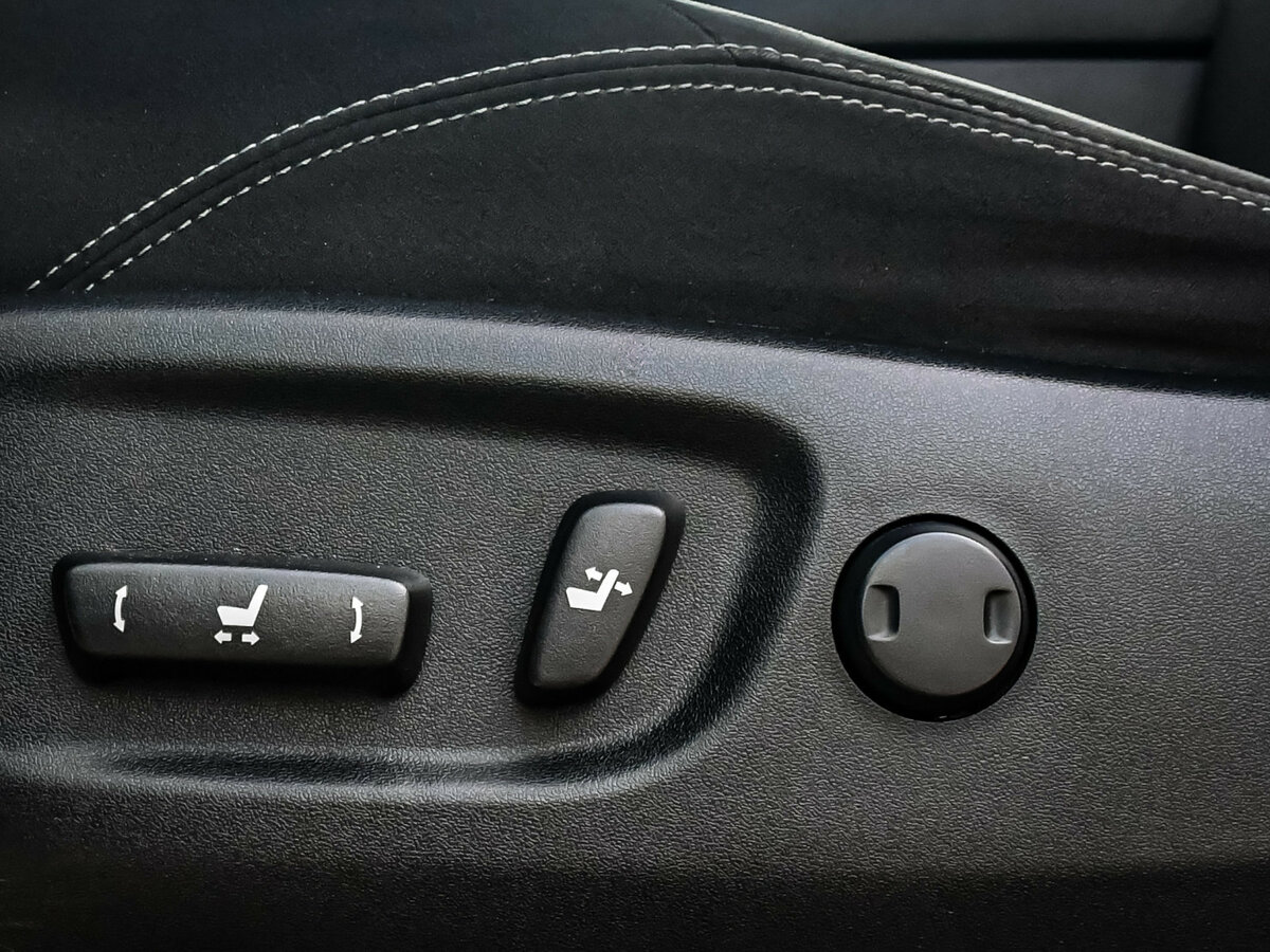 Toyota Land Cruiser Prado с пробегом — 2015 год. Фото: #19