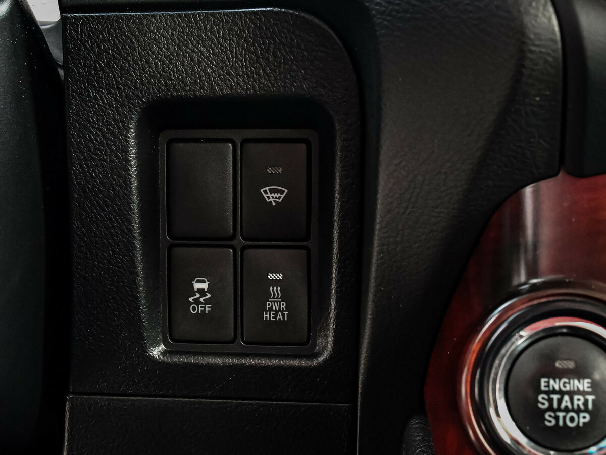 Toyota Land Cruiser Prado с пробегом — 2015 год. Фото: #22