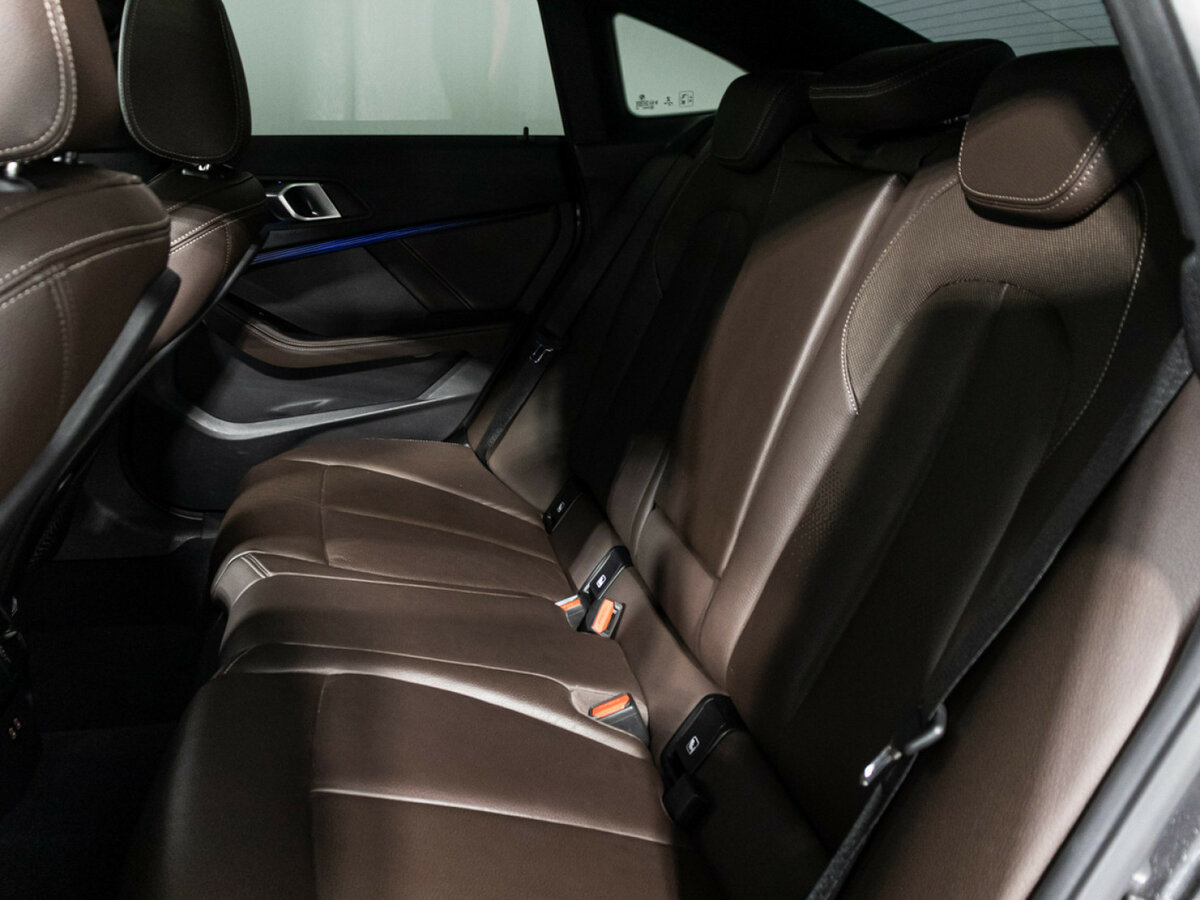 BMW 2 серии с пробегом — 2020 год. Фото: #9