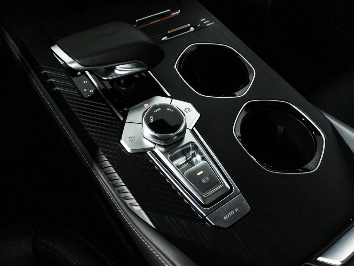 Changan UNI-K с пробегом — 2024 год. Фото: #17