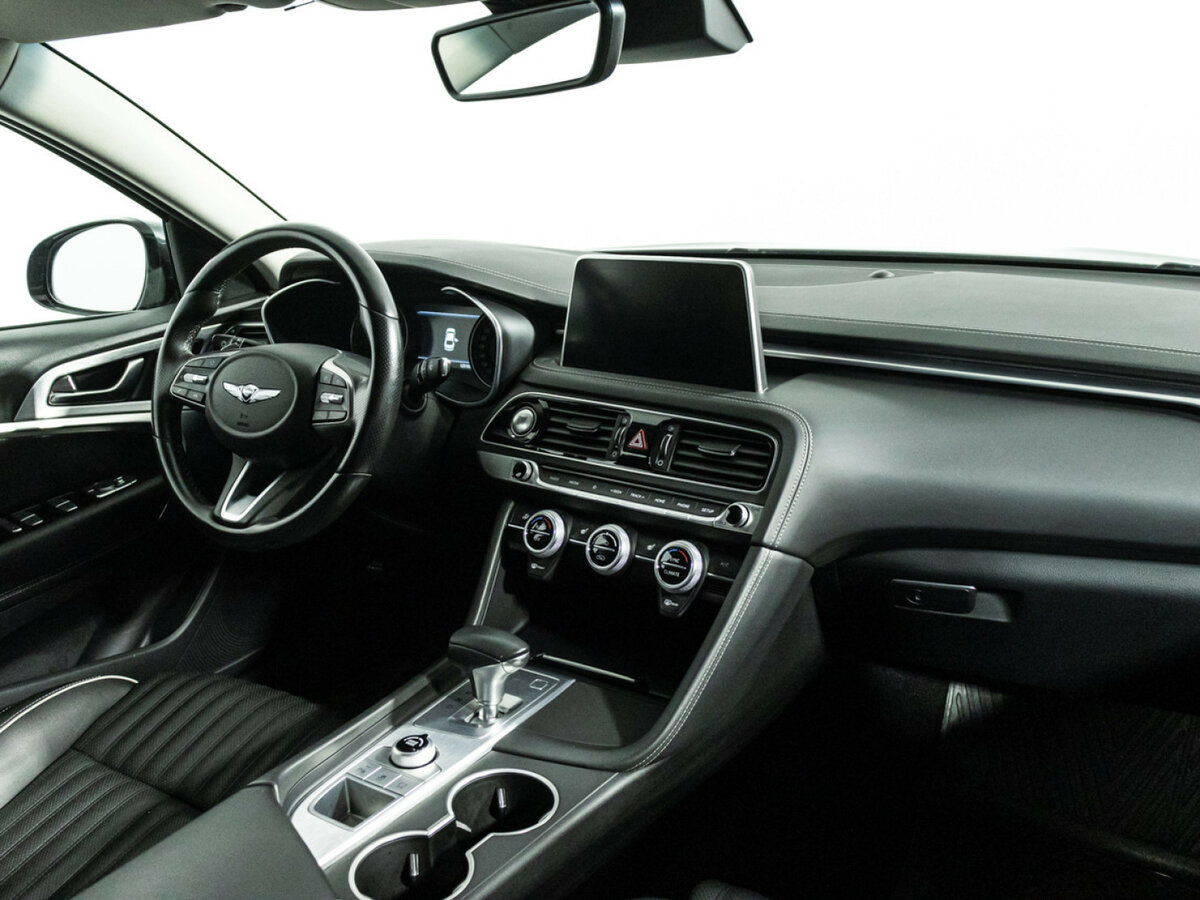 Genesis G70 с пробегом — 2019 год. Фото: #8