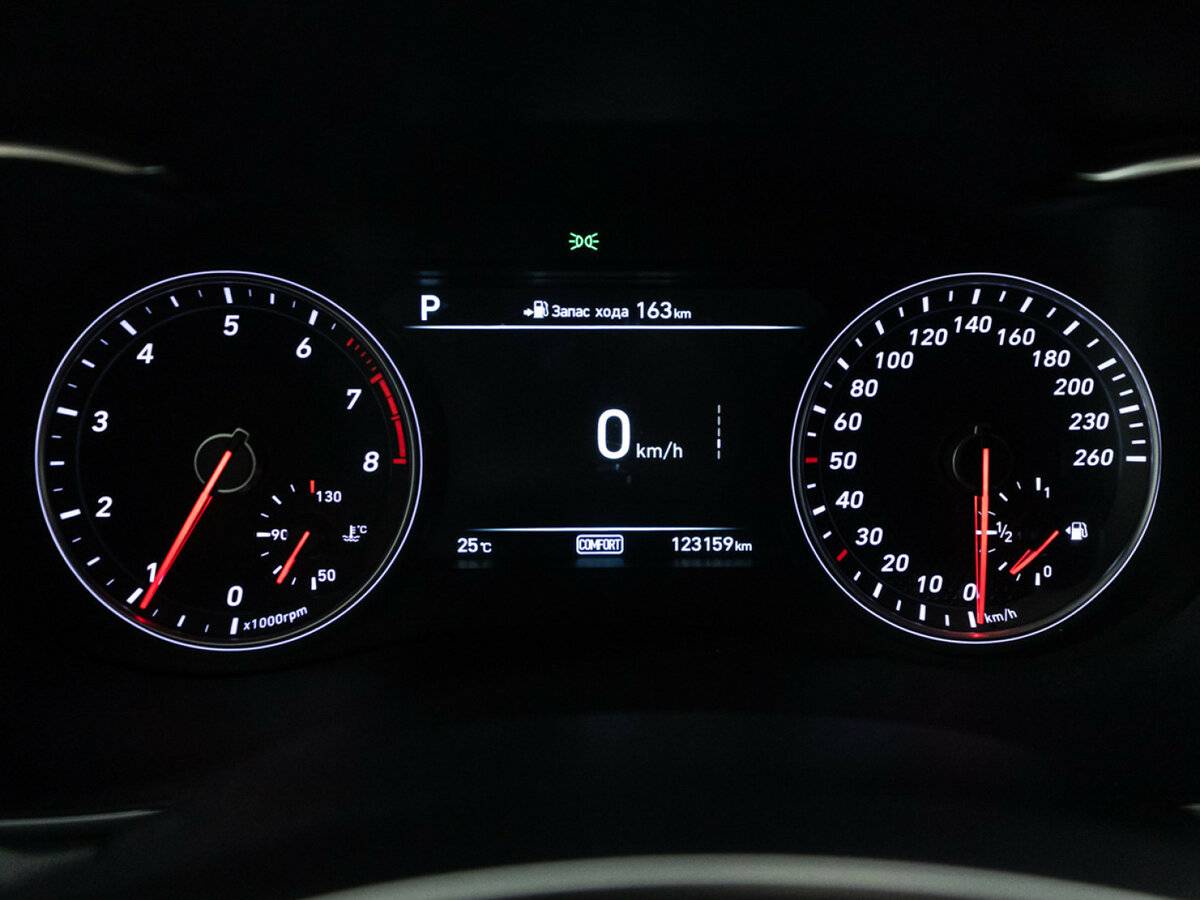 Genesis G70 с пробегом — 2019 год. Фото: #11