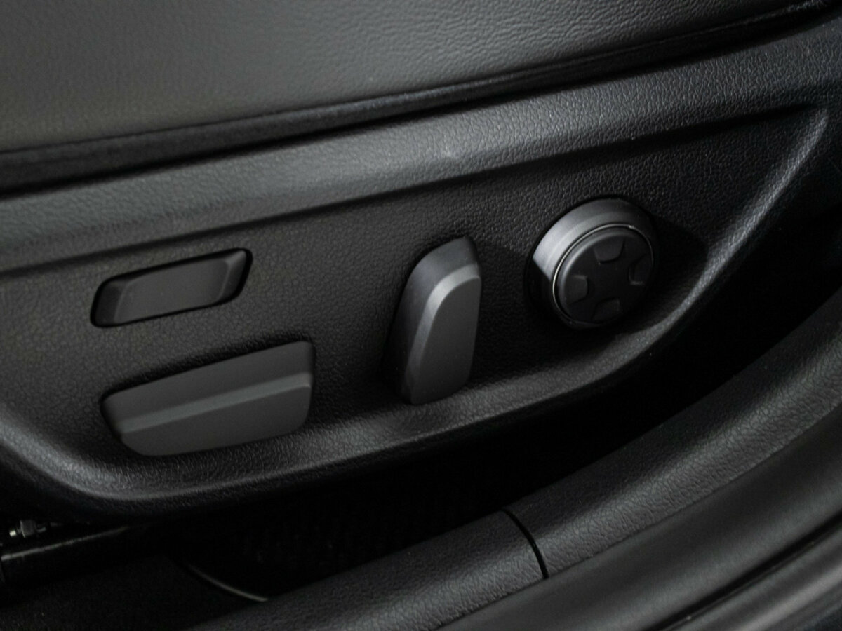 Genesis G70 с пробегом — 2019 год. Фото: #13