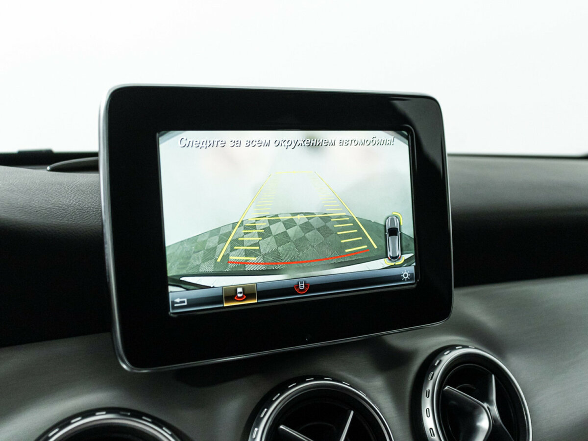 Mercedes-Benz GLA с пробегом — 2016 год. Фото: #14