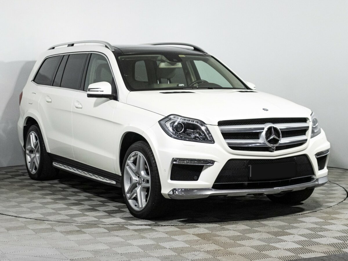 Mercedes-Benz GL-Класс с пробегом — 2015 год. Фото: #2