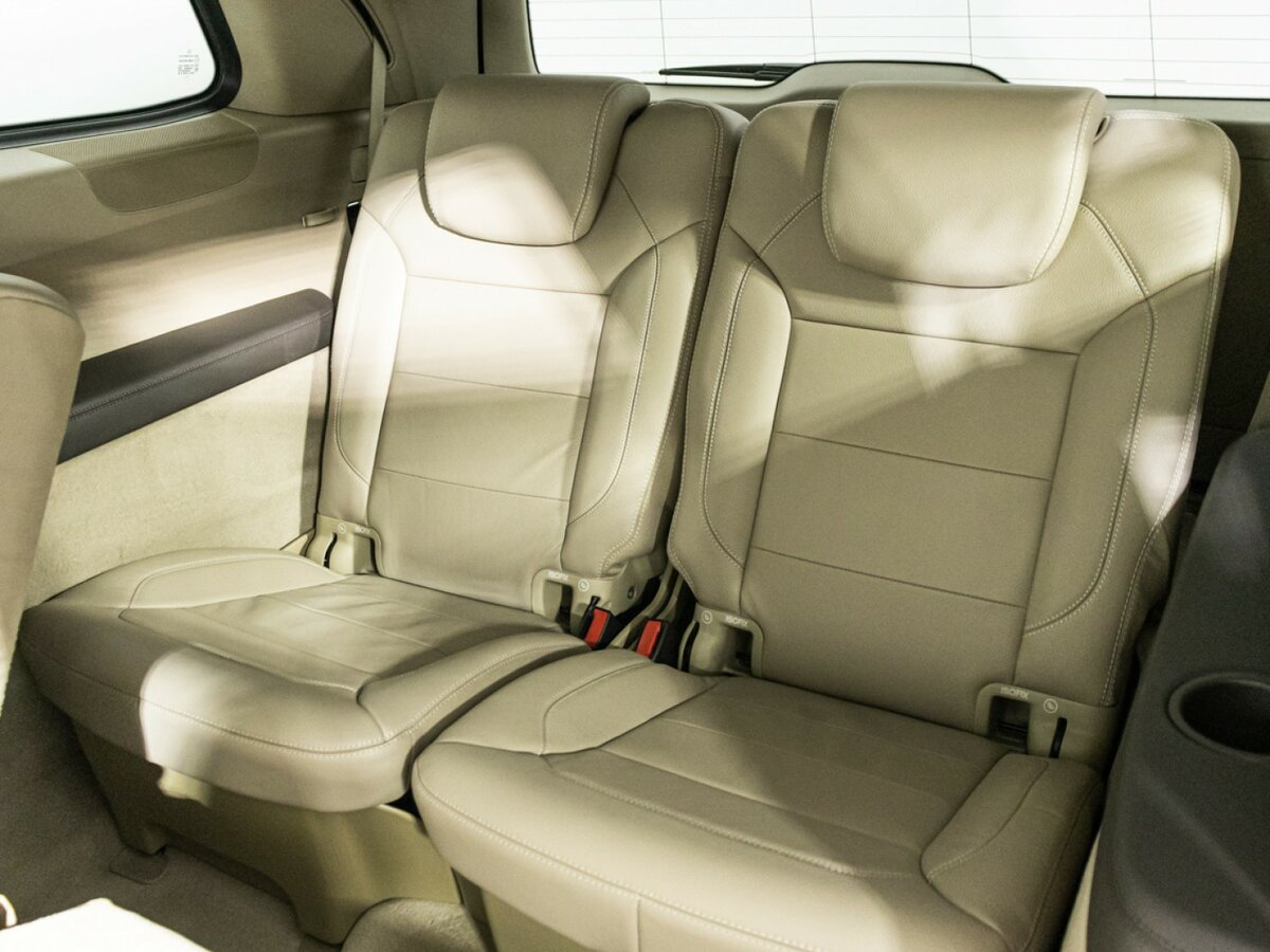 Mercedes-Benz GL-Класс с пробегом — 2015 год. Фото: #12