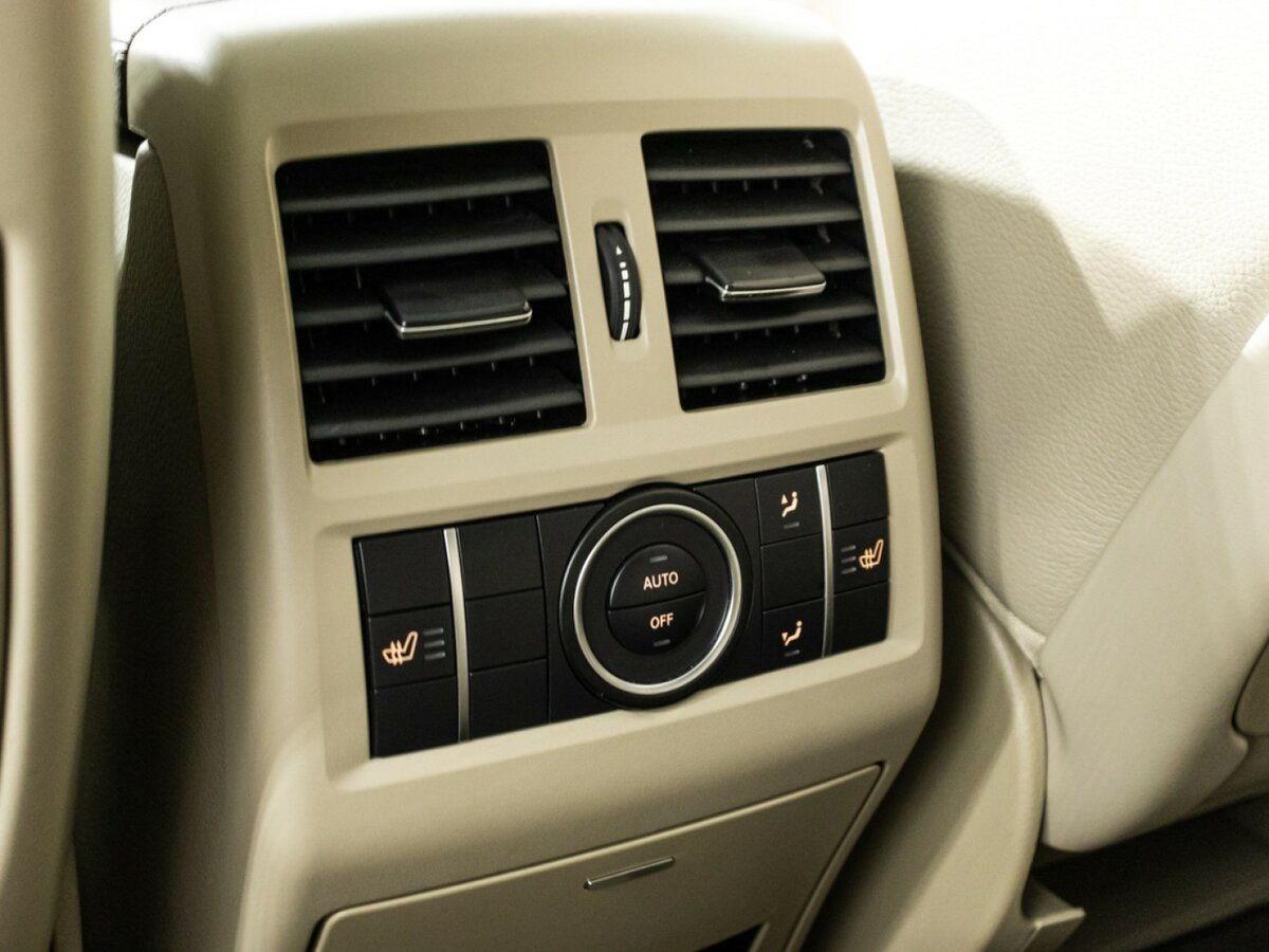 Mercedes-Benz GL-Класс с пробегом — 2015 год. Фото: #13