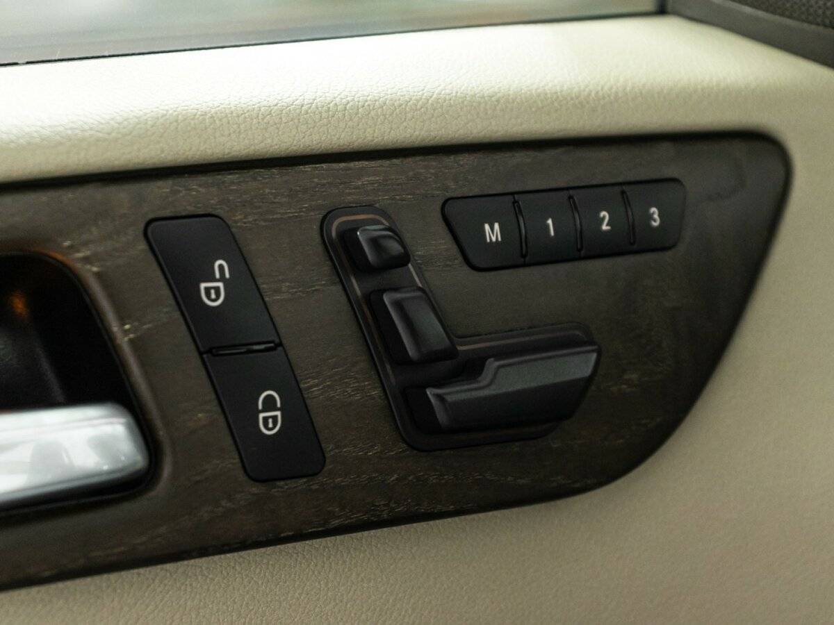 Mercedes-Benz GL-Класс с пробегом — 2015 год. Фото: #14