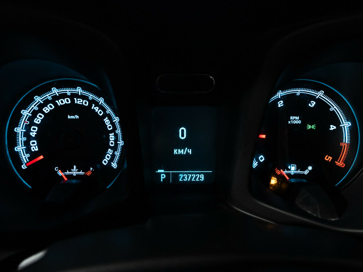 Chevrolet TrailBlazer с пробегом — 2014 год. Фото: #10