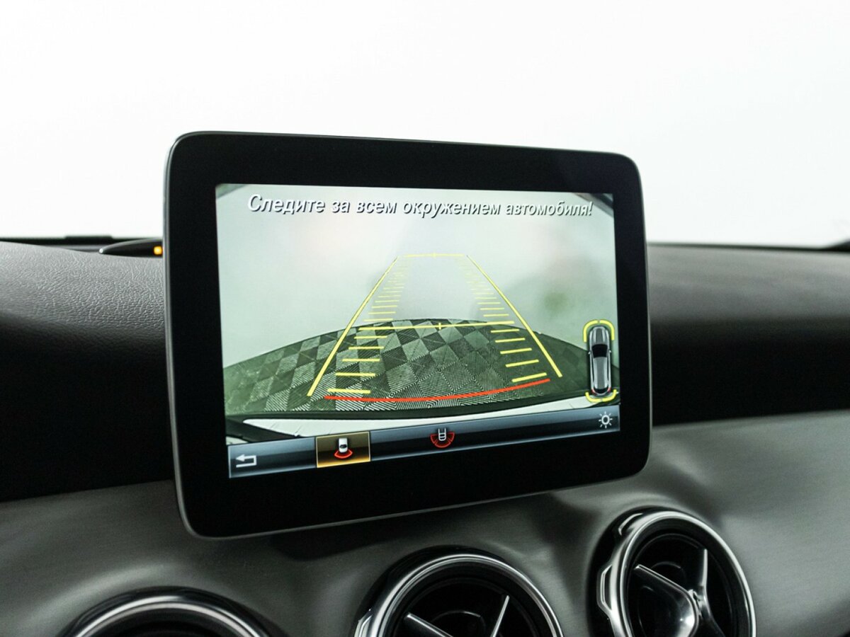 Mercedes-Benz GLA с пробегом — 2017 год. Фото: #13