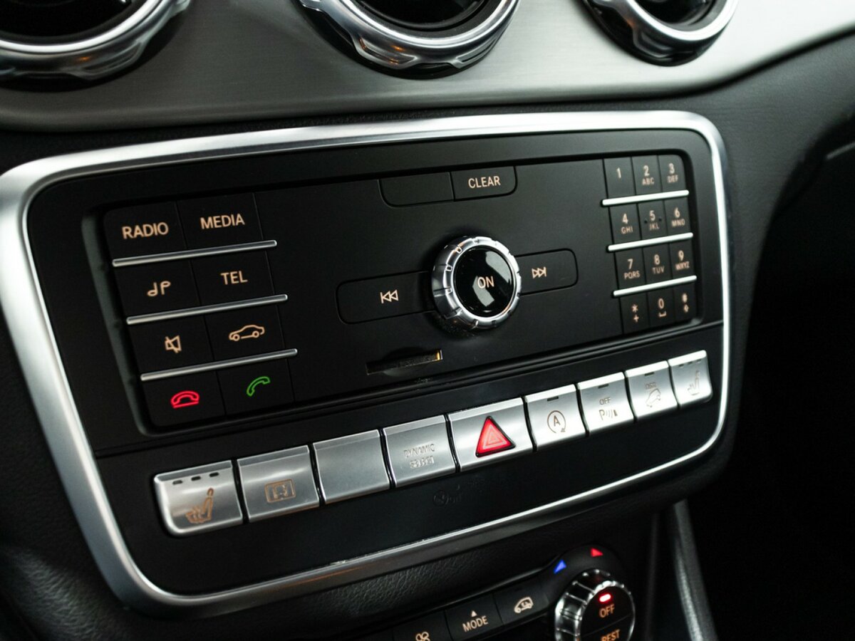 Mercedes-Benz GLA с пробегом — 2017 год. Фото: #14