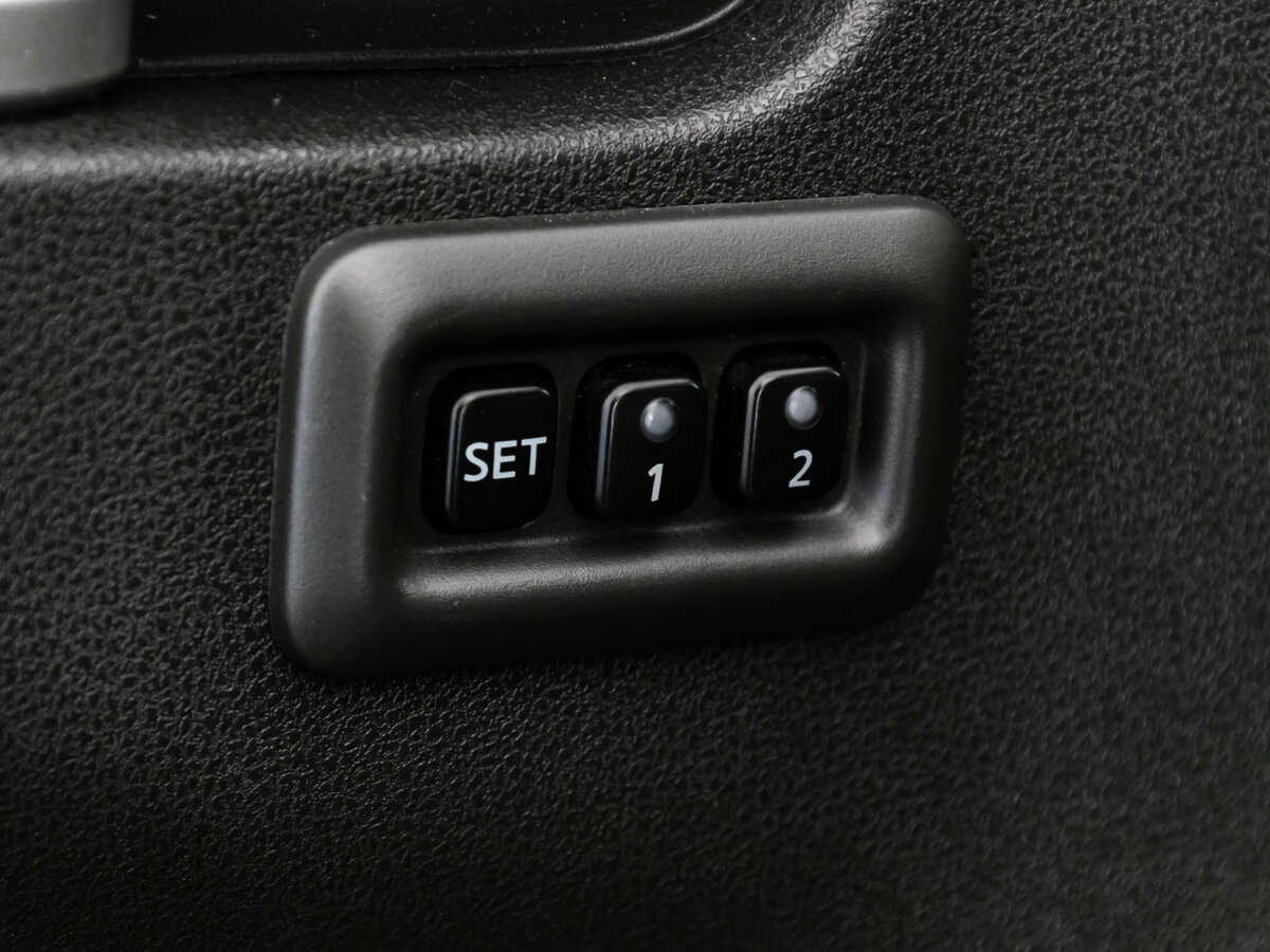 Nissan Pathfinder с пробегом — 2010 год. Фото: #13