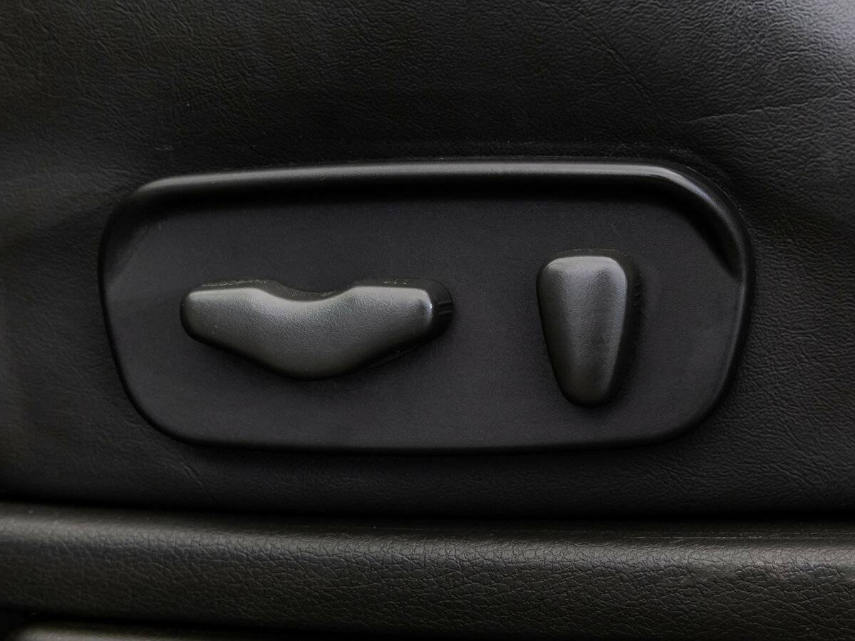 Nissan Pathfinder с пробегом — 2010 год. Фото: #22