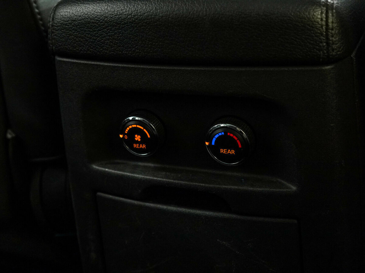 Nissan Pathfinder с пробегом — 2010 год. Фото: #26