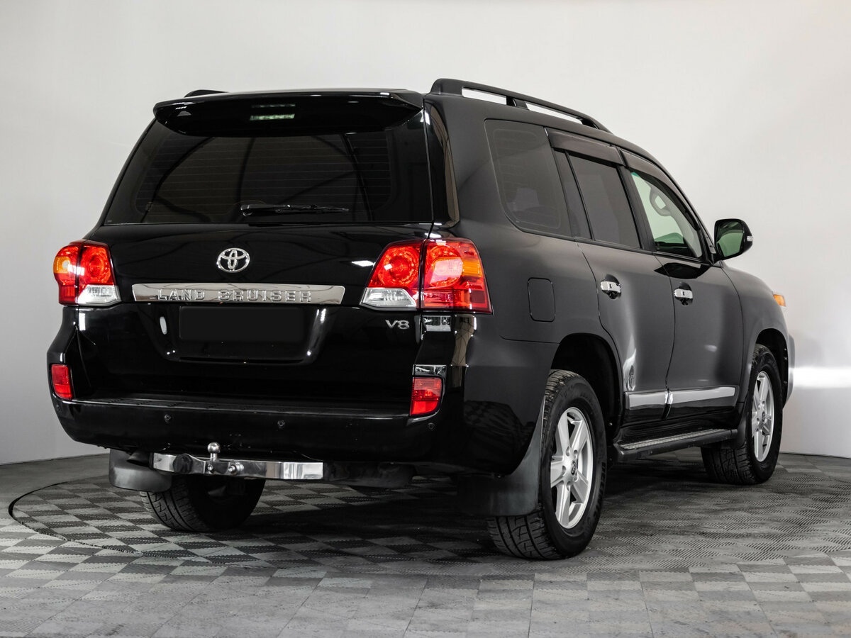 Toyota Land Cruiser с пробегом — 2012 год. Фото: #3