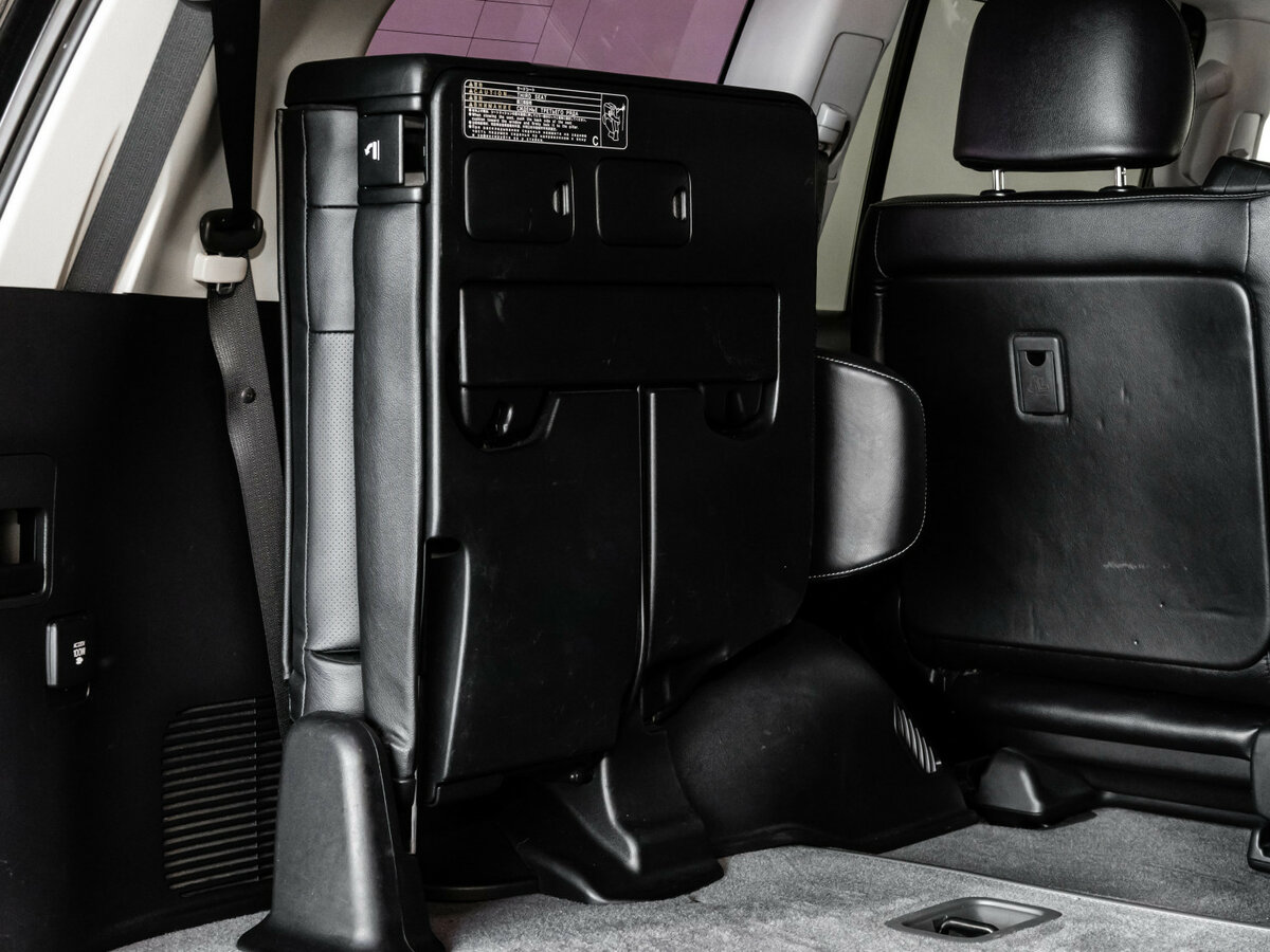 Toyota Land Cruiser с пробегом — 2012 год. Фото: #29