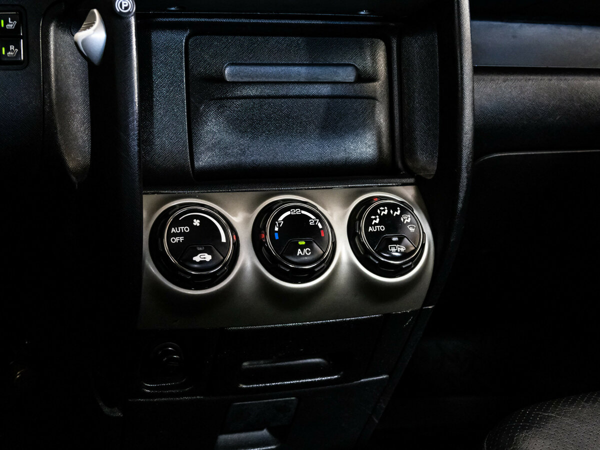 Honda CR-V с пробегом — 2006 год. Фото: #9