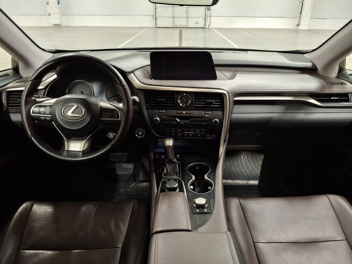 Lexus RX с пробегом — 2018 год. Фото: #13