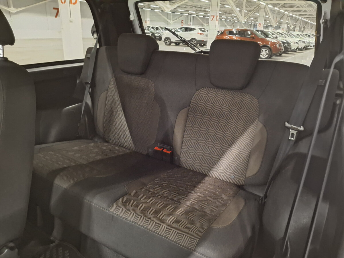 Lada (ВАЗ) Niva Legend с пробегом — 2024 год. Фото: #11