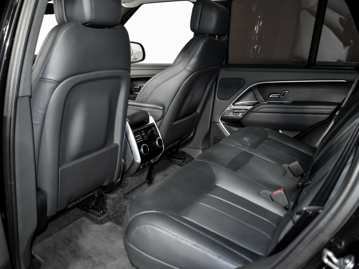 Land Rover Range Rover с пробегом — 2022 год. Фото: #9