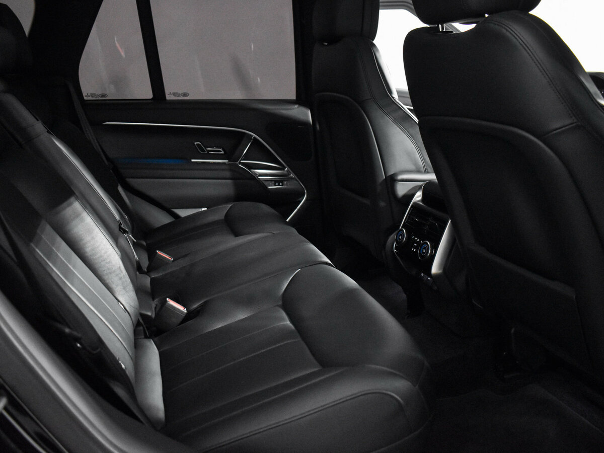 Land Rover Range Rover с пробегом — 2022 год. Фото: #12