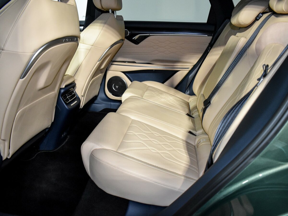 Voyah Free с пробегом — 2023 год. Фото: #10