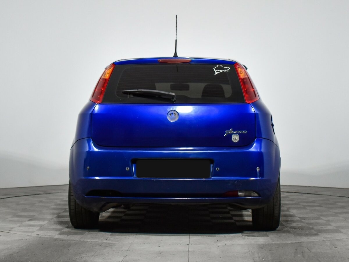 Fiat Punto с пробегом — 2008 год. Фото: #5