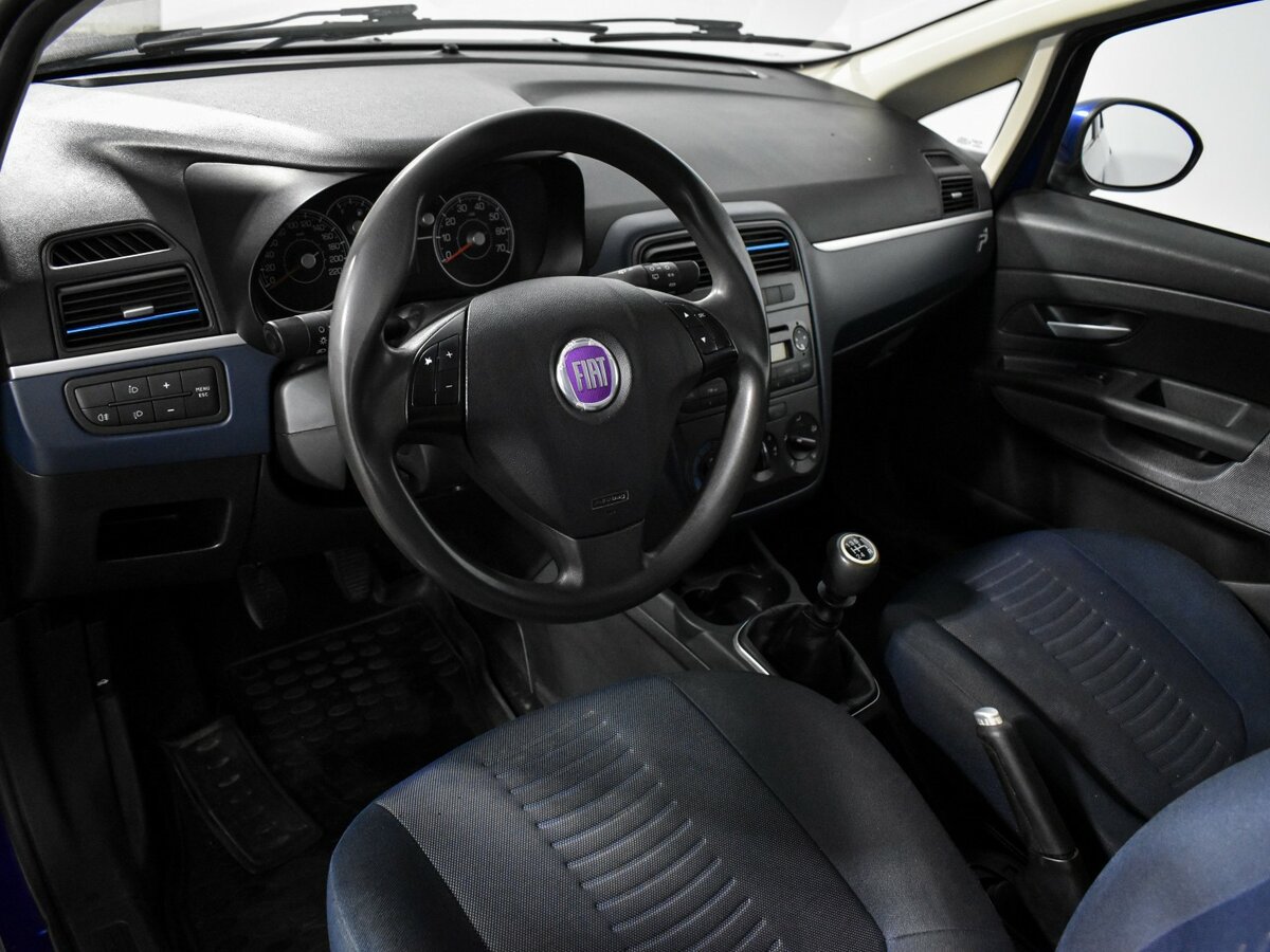 Fiat Punto с пробегом — 2008 год. Фото: #8