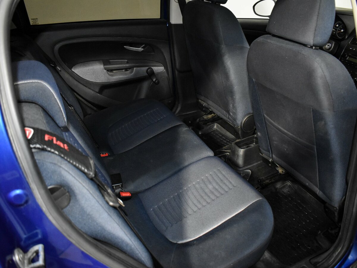 Fiat Punto с пробегом — 2008 год. Фото: #10