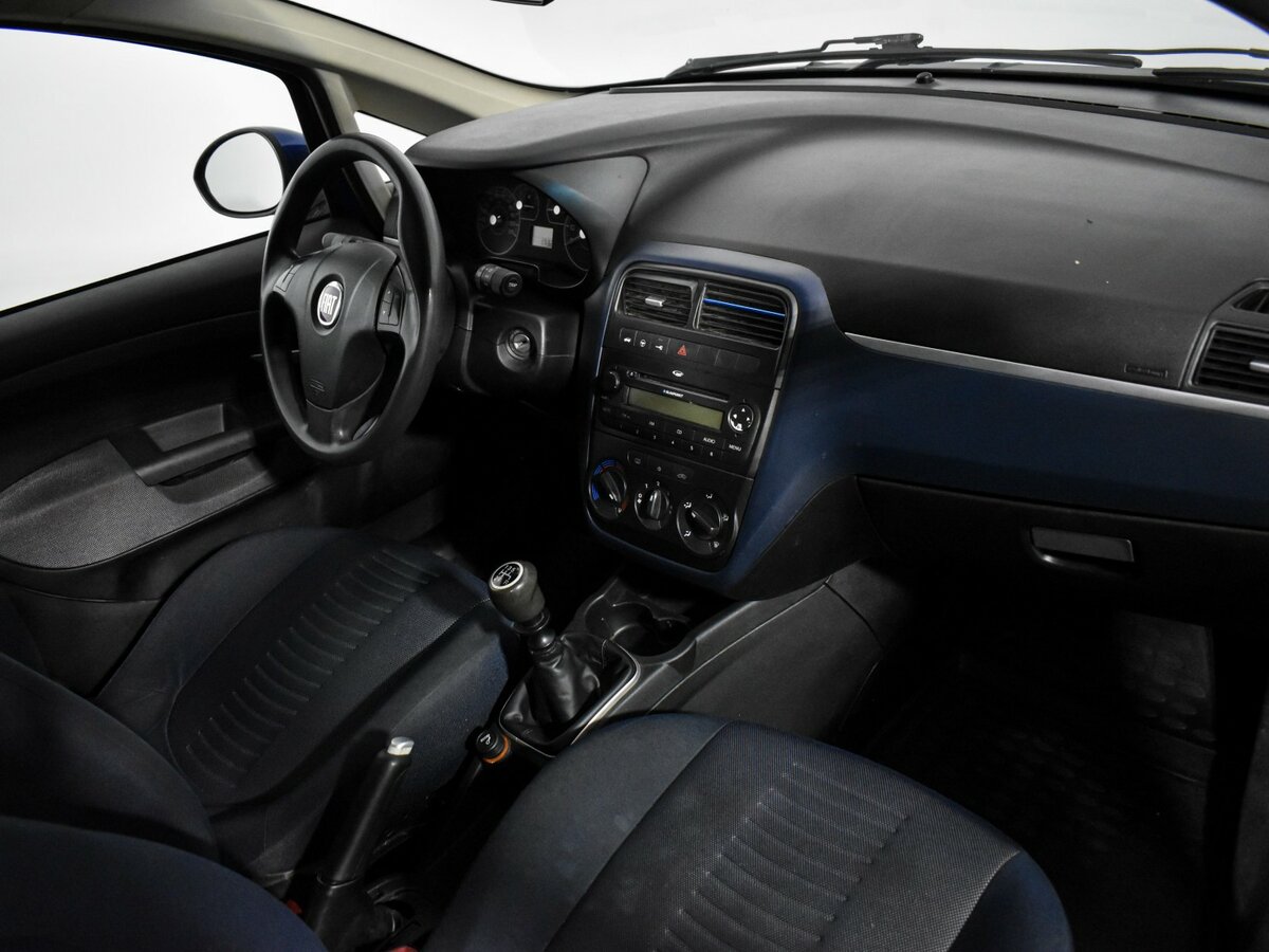 Fiat Punto с пробегом — 2008 год. Фото: #11