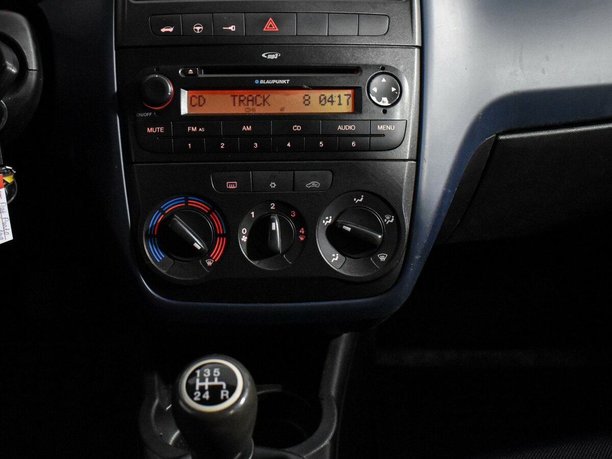 Fiat Punto с пробегом — 2008 год. Фото: #14