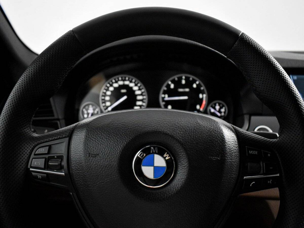 BMW 5 серии с пробегом — 2011 год. Фото: #17