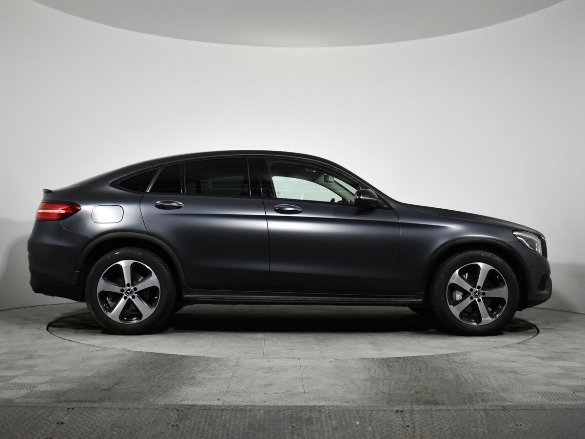 Mercedes-Benz GLC Coupe с пробегом — 2017 год. Фото: #3