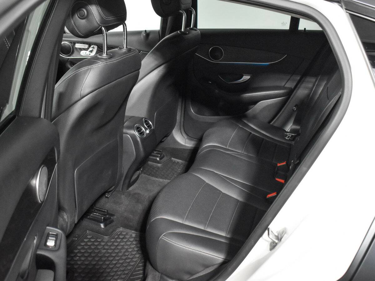 Mercedes-Benz GLC Coupe с пробегом — 2017 год. Фото: #12